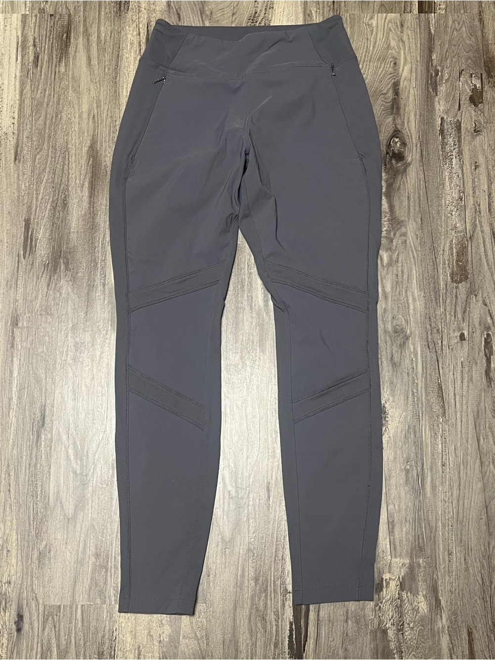 Athleta Highline Hybrid Summiter Tight Gray 4P Petite Moto Hiking Leggings